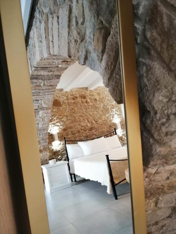 Dormire Nel Borgo Bovino Bagian luar foto