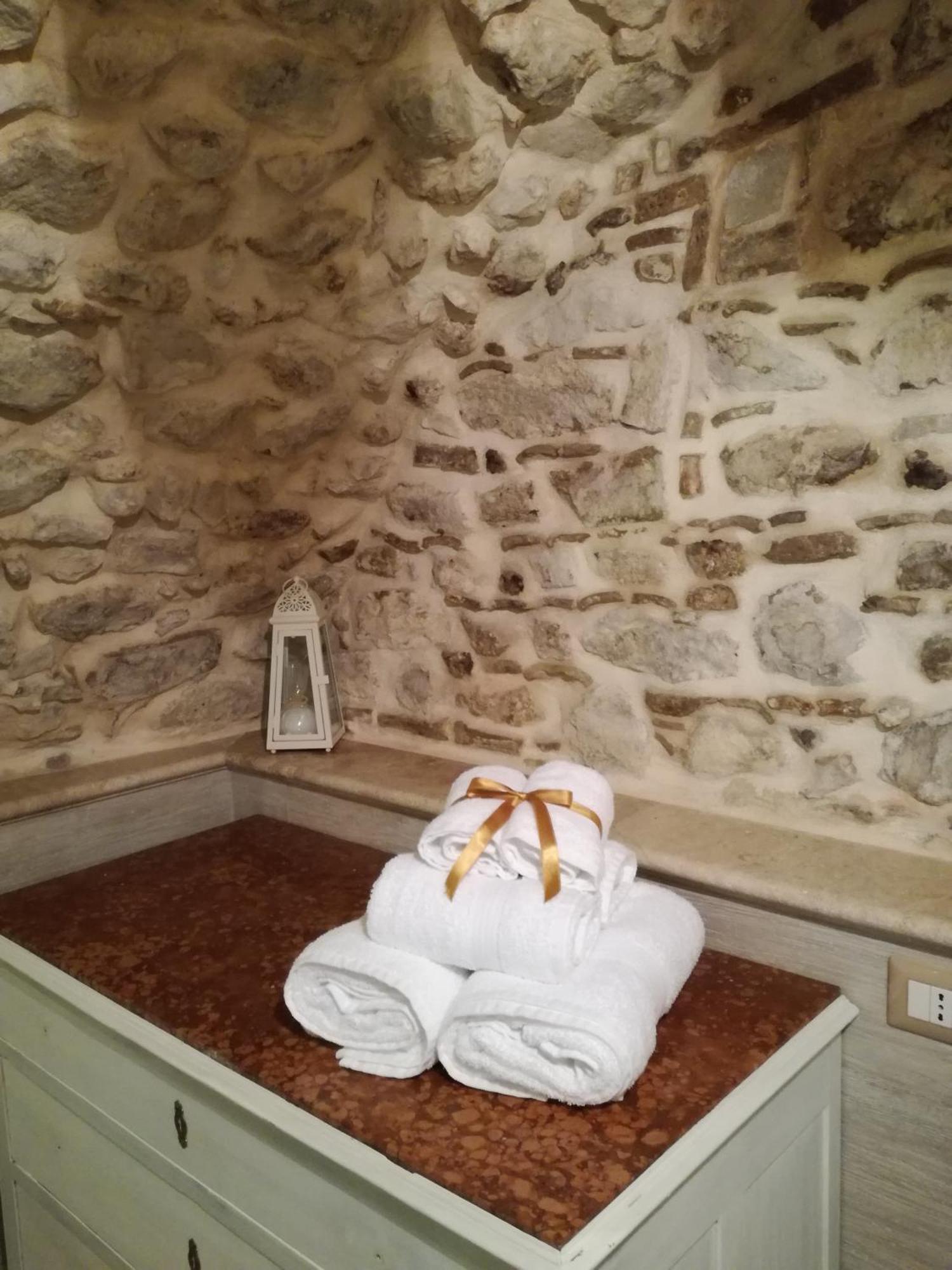 Dormire Nel Borgo Bovino Bagian luar foto